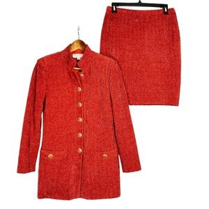 St. John Collection Sz 4 Red Santana Knit 2-Piece Skirt Suit Gold Button Luxury